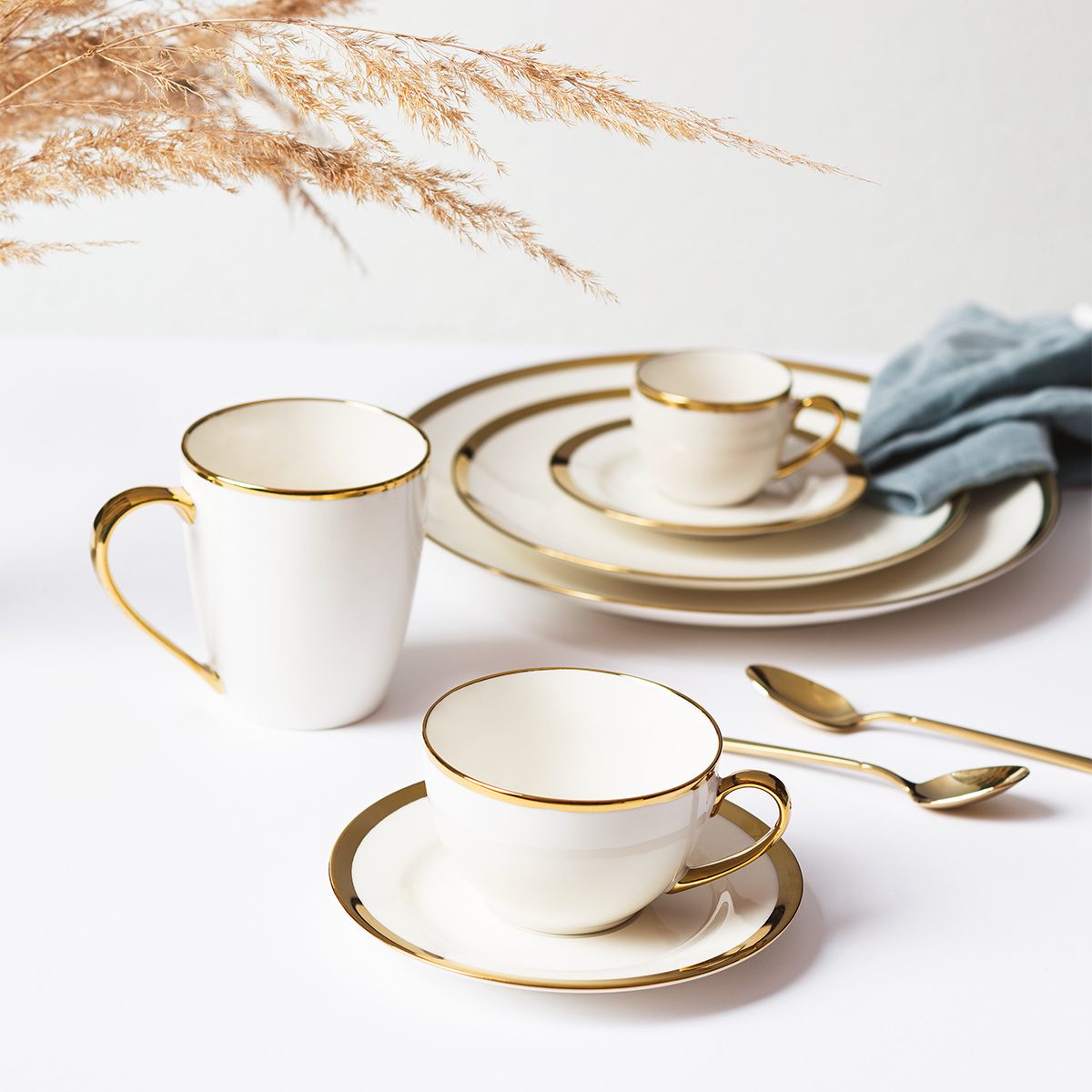 Ensemble de 8 tasses à café - FLOW Lunasol avec bordure dorée