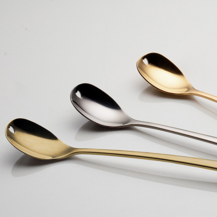 Cuillères à latte avec cœur dorées set 4 pièces – Love Cutlery