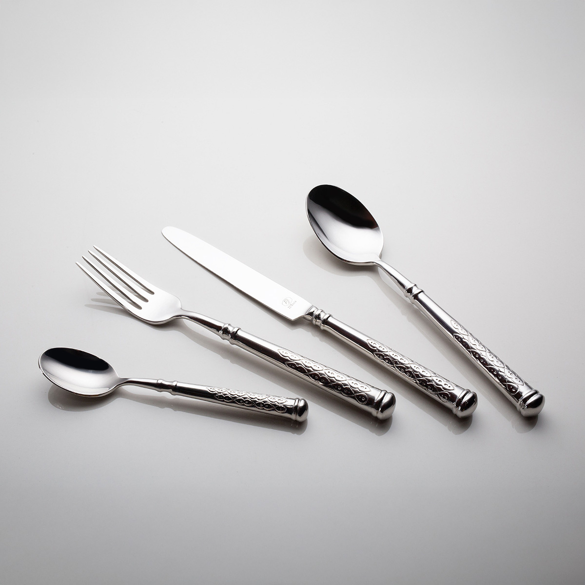 Set de couverts 16 pcs – Levante