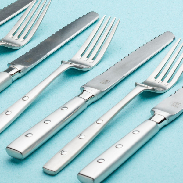 Set de couteaux à steak 6 pcs dans boîte en bois – Bistro II CNS mat