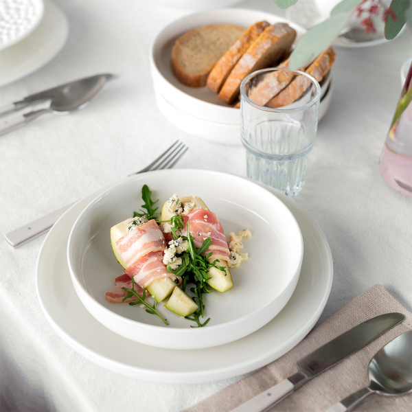 Service en porcelaine, perforé 18 pièces – Flow