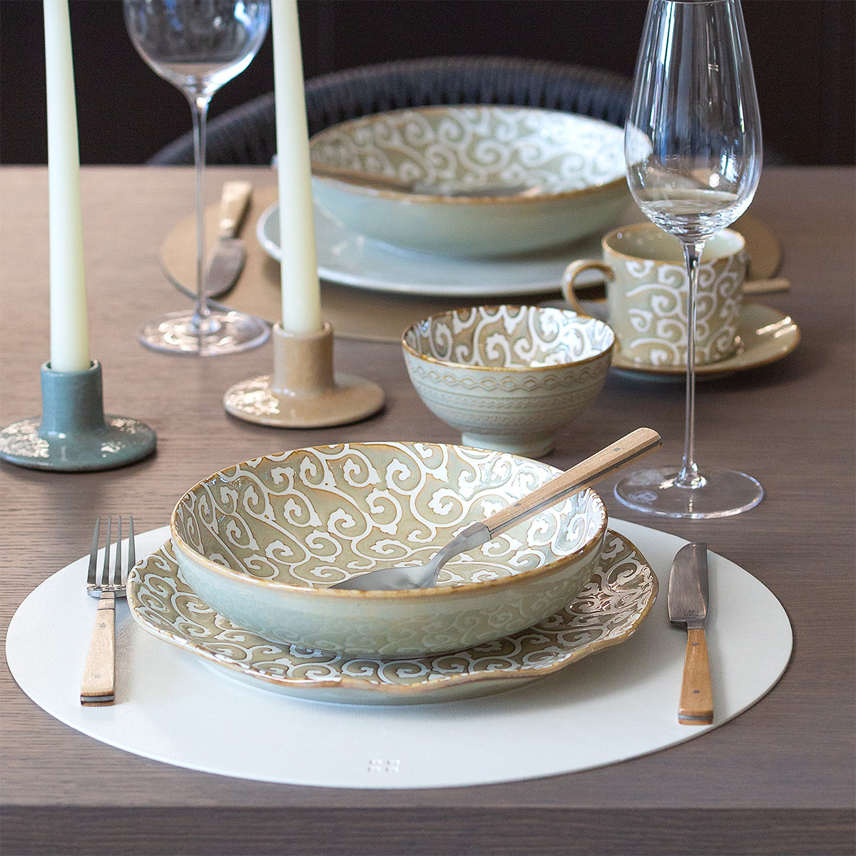 Assiette plate Wavy 25 cm | Levante Pearl