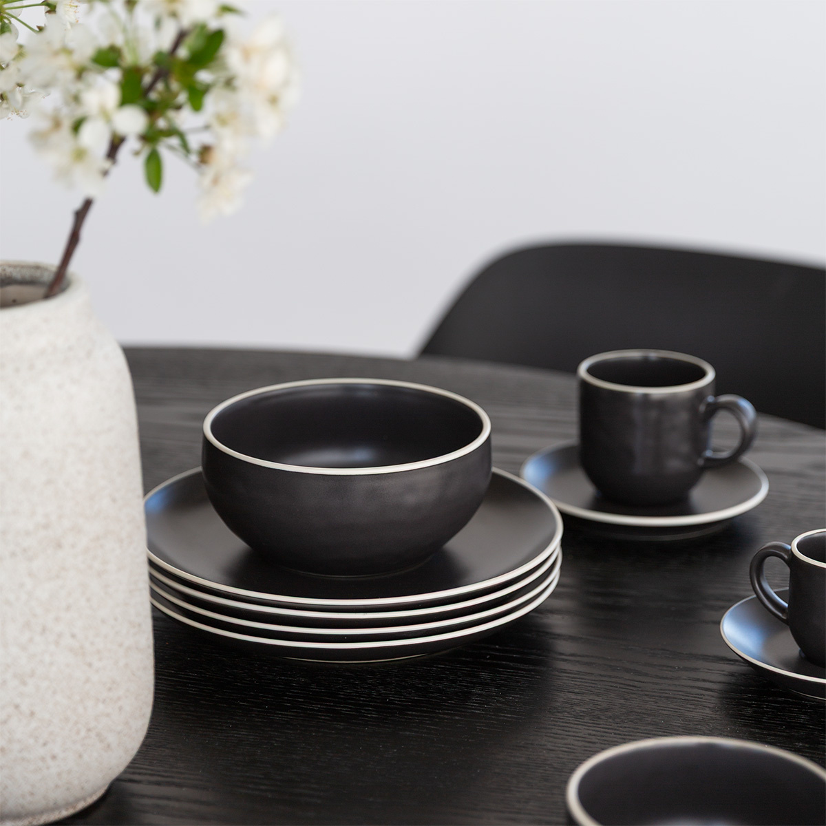 Assiette plate 22 cm — Elements Yin & Yang black