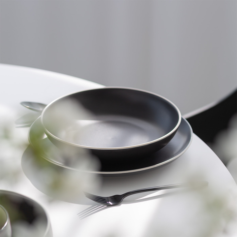 Assiette creuse 22,8 cm — Elements Yin & Yang black