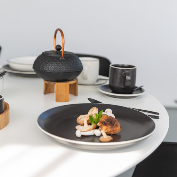 Service d'assiettes 18 pièces | Elements Yin & Yang black
