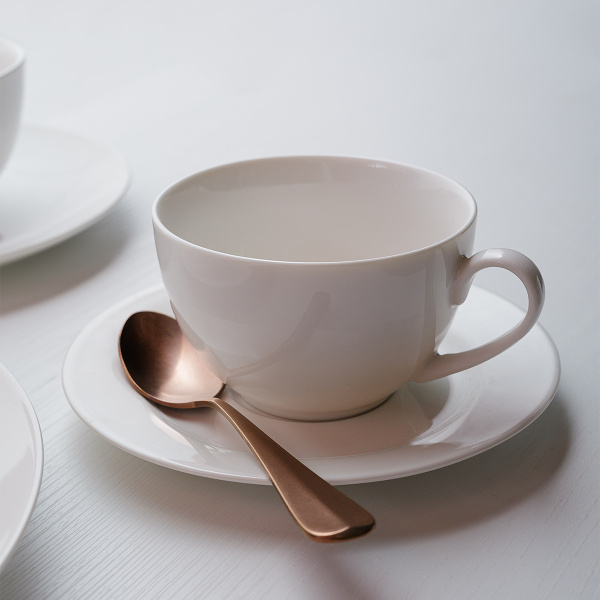 Service en porcelaine 28 pièces Flow blanc | Lunasol