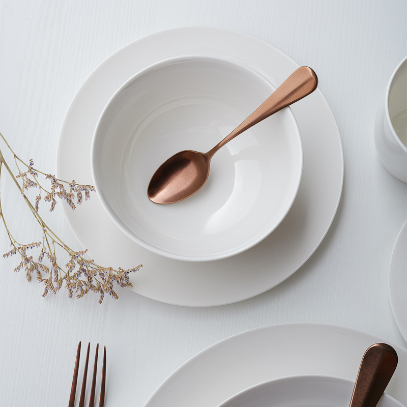 Service en porcelaine 28 pièces Flow blanc | Lunasol