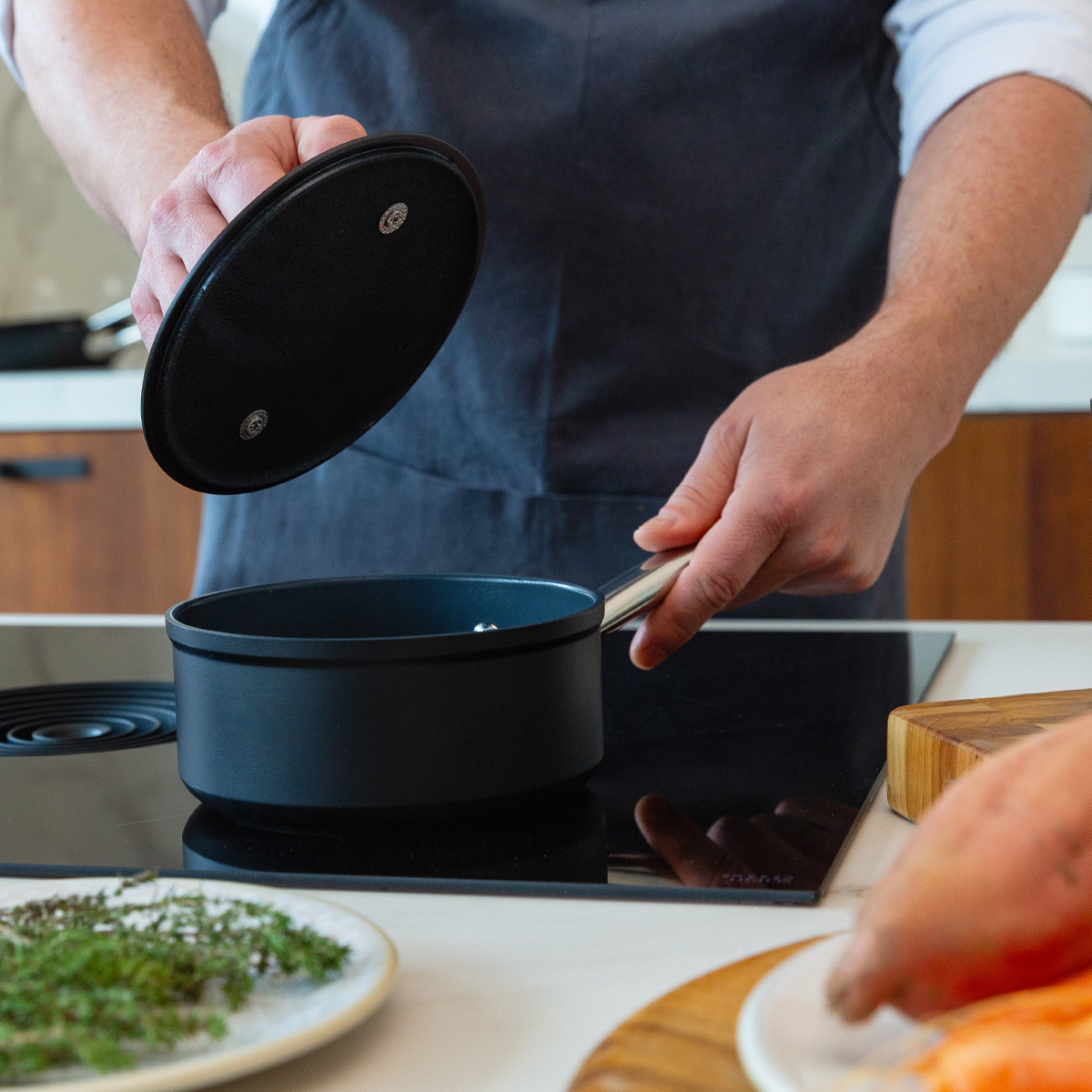 Casserole avec revêtement en titane Ø 16 cm - Saturn Terra Lunasol