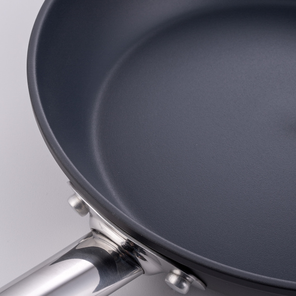 Poêle avec revêtement en titane Ø 24 cm - Saturn Terra Lunasol
