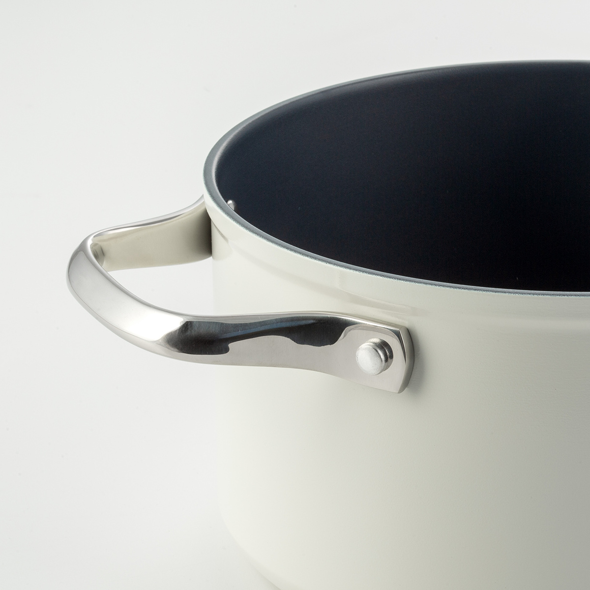 Faitout avec revêtement en titane crème Ø 24 cm - Saturn Terra Lunasol