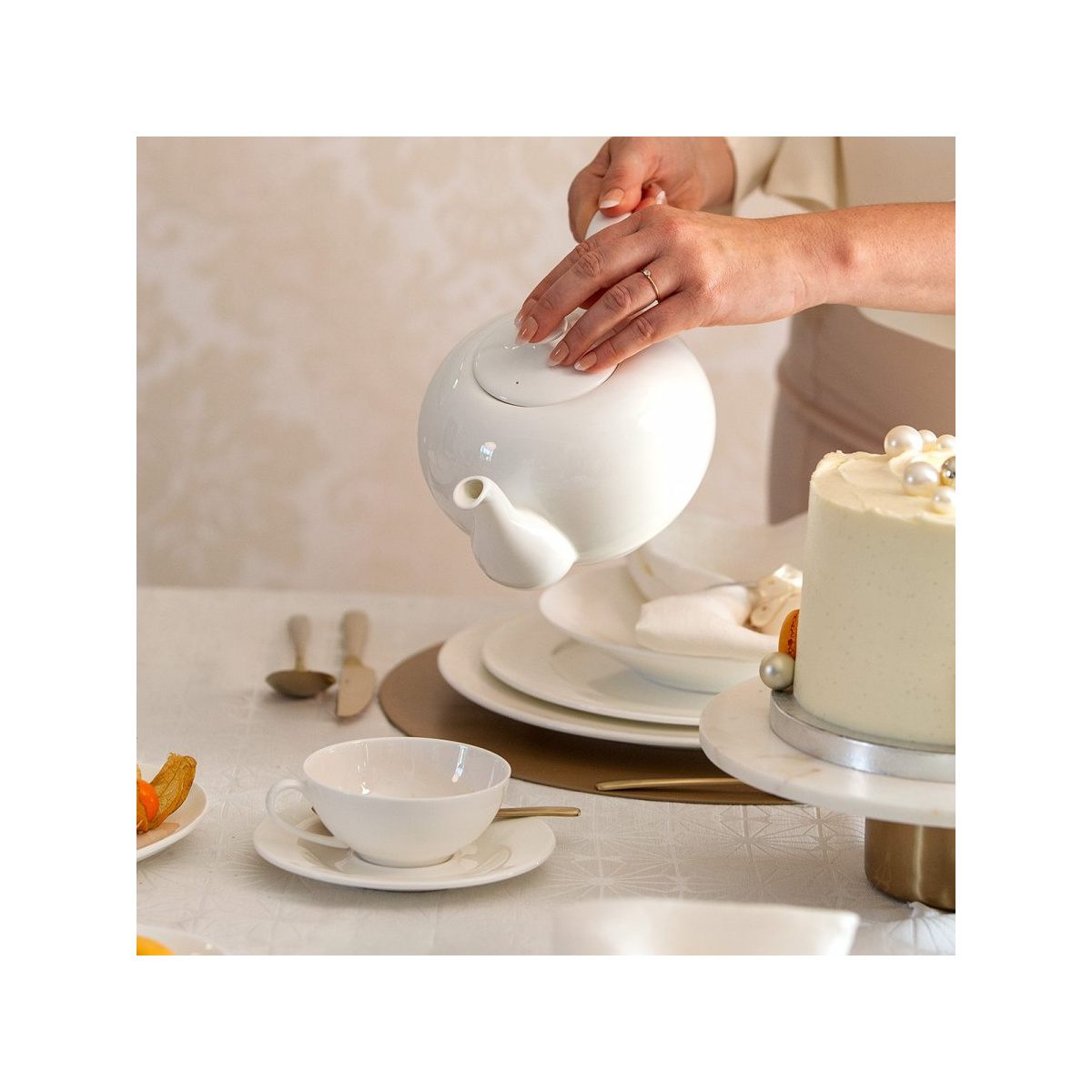 Théière blanche en porcelaine 1,2 l - Premium Platinum Line
