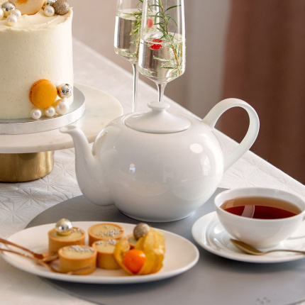 Théière blanche en porcelaine 1,2 l - Premium Platinum Line