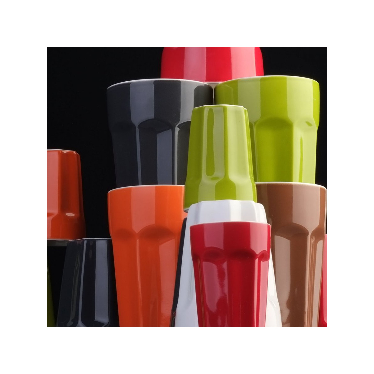 Verre en porcelaine moyen noir 280 ml – RGB