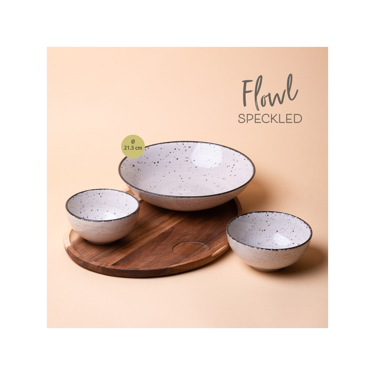 Ensemble de 4 tasses Flowl Gaya Atelier light grey speckled + Plateau Triangle en Acacia