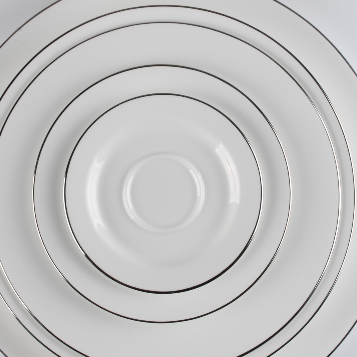 Service en porcelaine 52 pièces - Premium Platinum Line