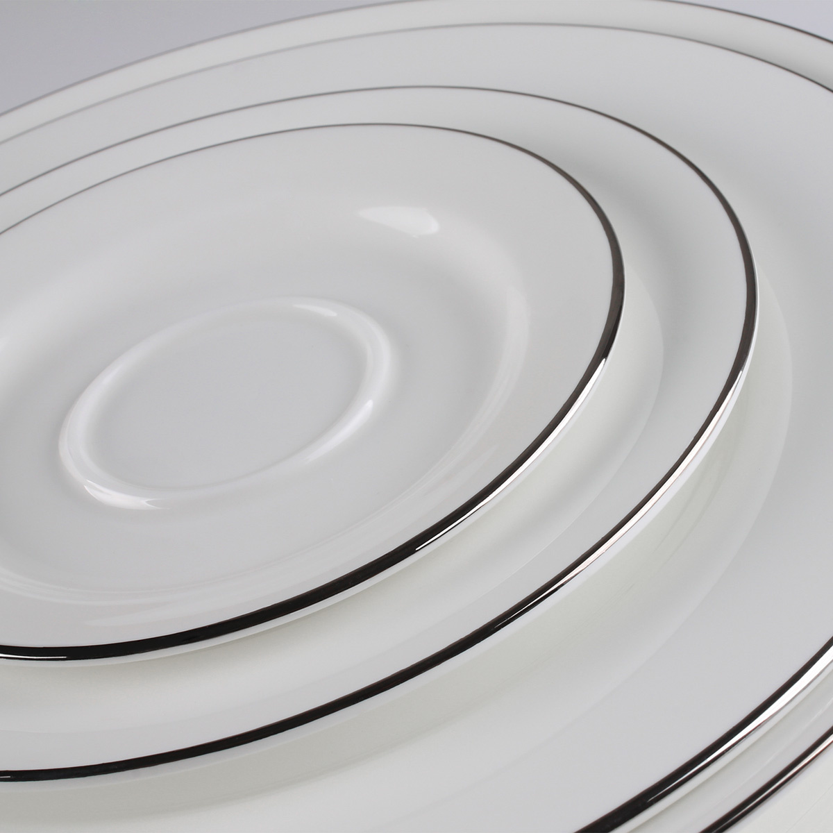 Service en porcelaine 52 pièces - Premium Platinum Line
