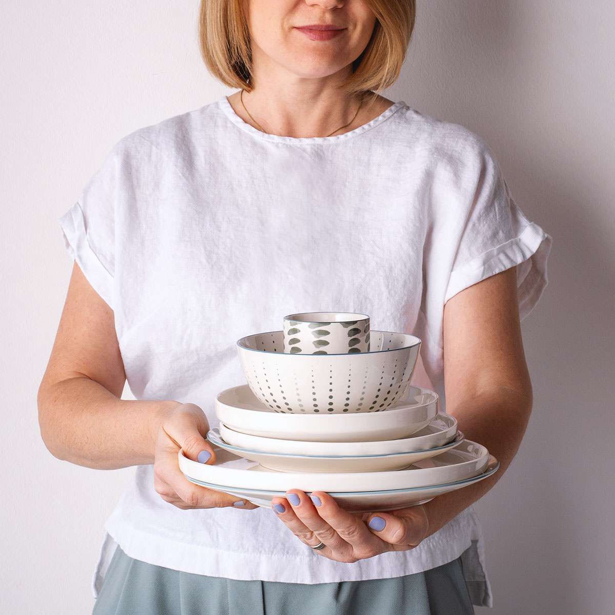 Set d'assiettes blanches U-Coupe 12 pcs — Flow Lunasol