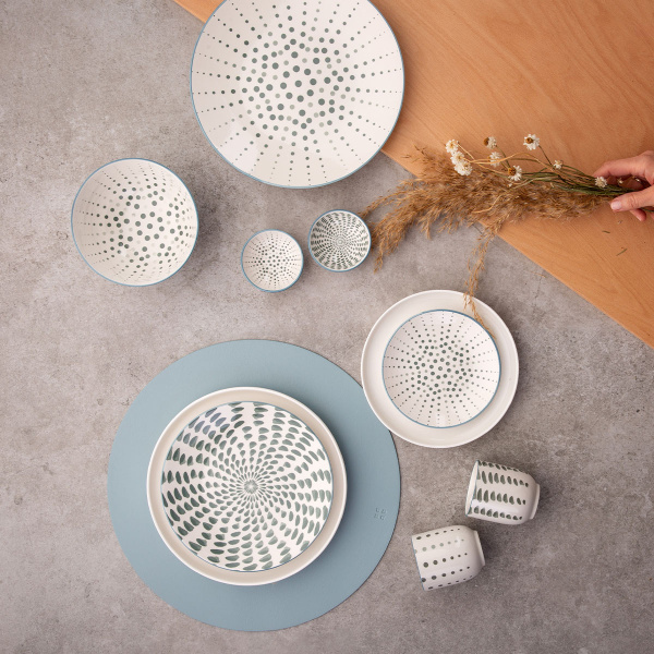 Set d'assiettes blanches U-Coupe 12 pcs — Flow Lunasol