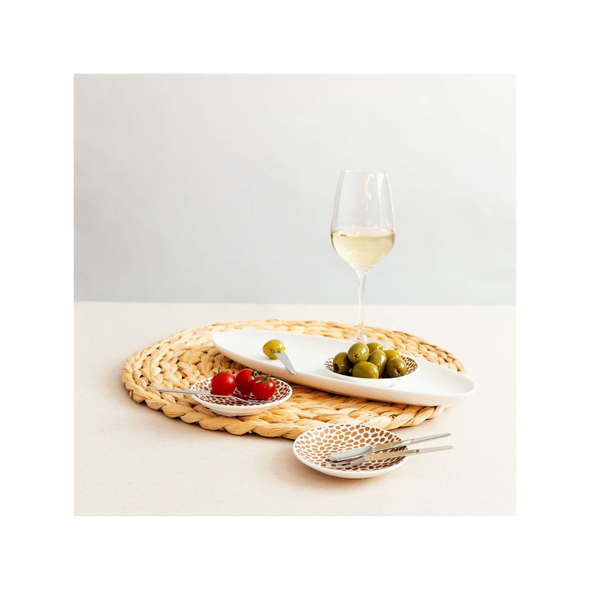 Assiette ovale texturée Coupe 33 x 13 cm – Flow
