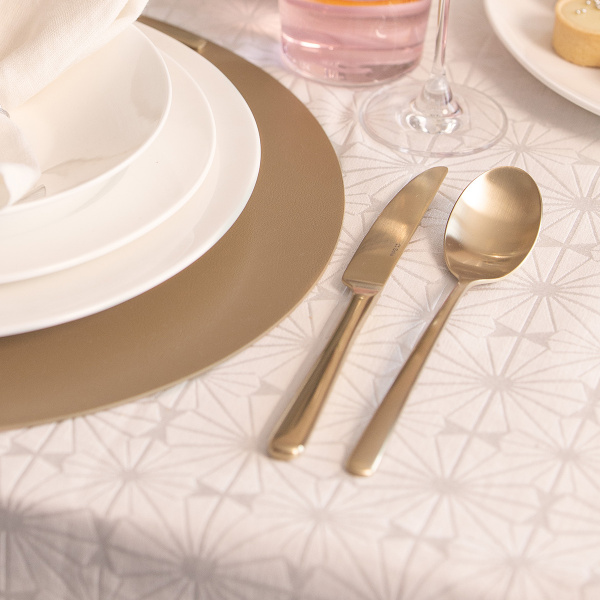 Ménagère 16 pièces – Salamanca PVD Champagne mat