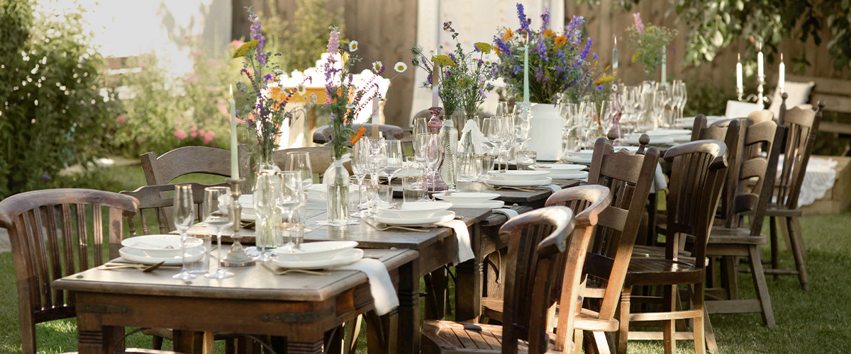 Garden-party estivale : conseils pour l’organiser dans un style rustique